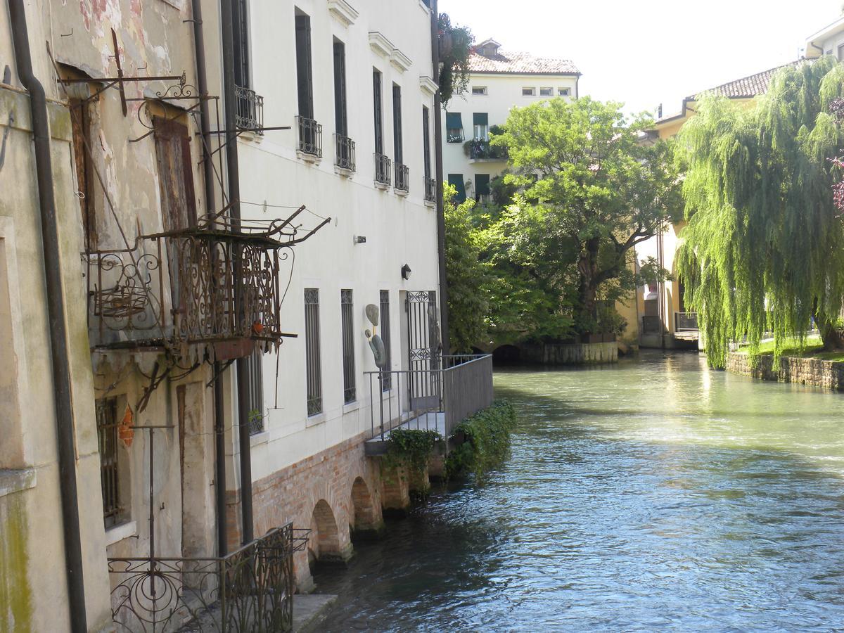 Portico Oscuro Deluxe Apartment - Centro Citta Treviso Eksteriør billede